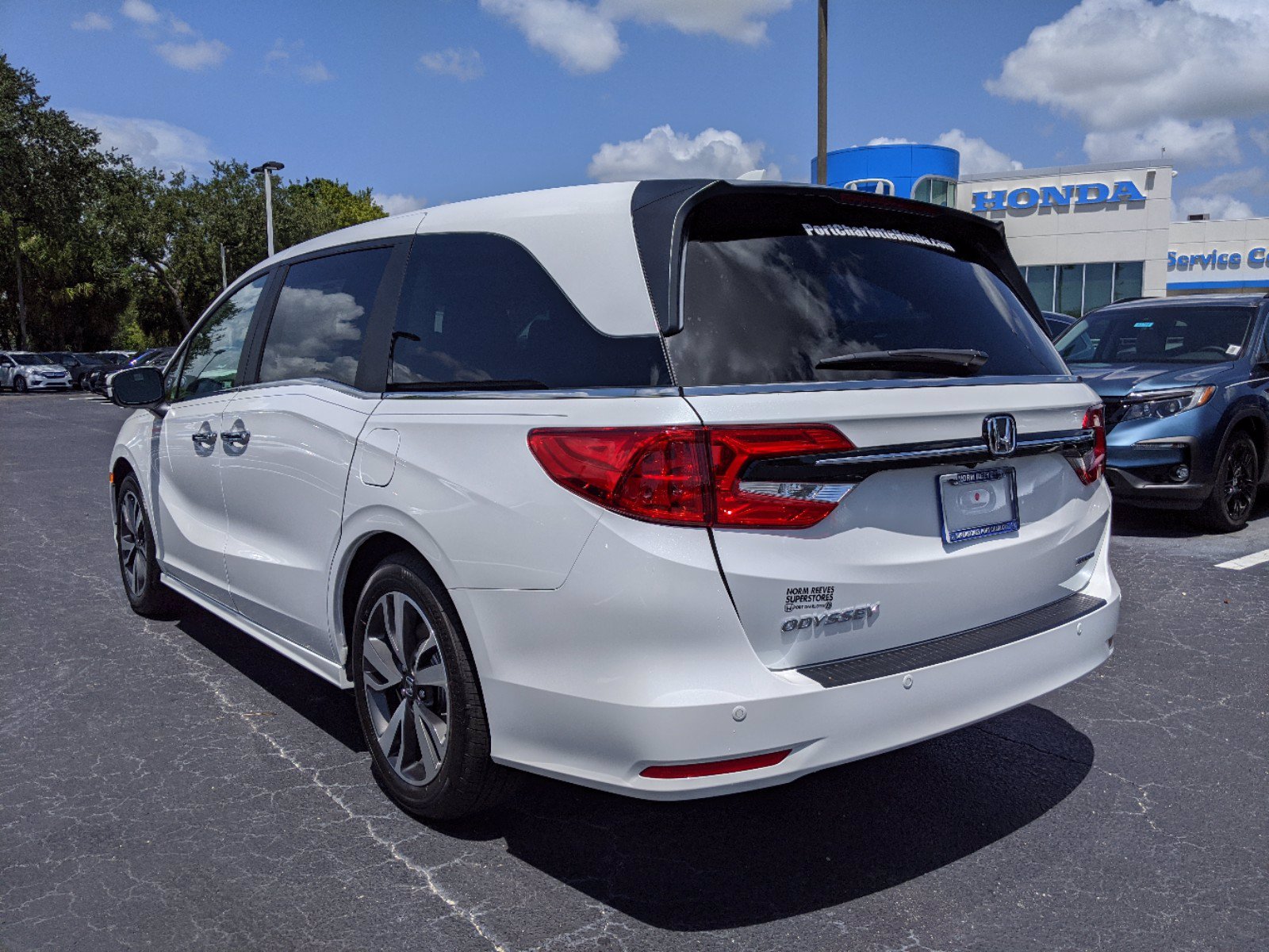 2021 honda odyssey white