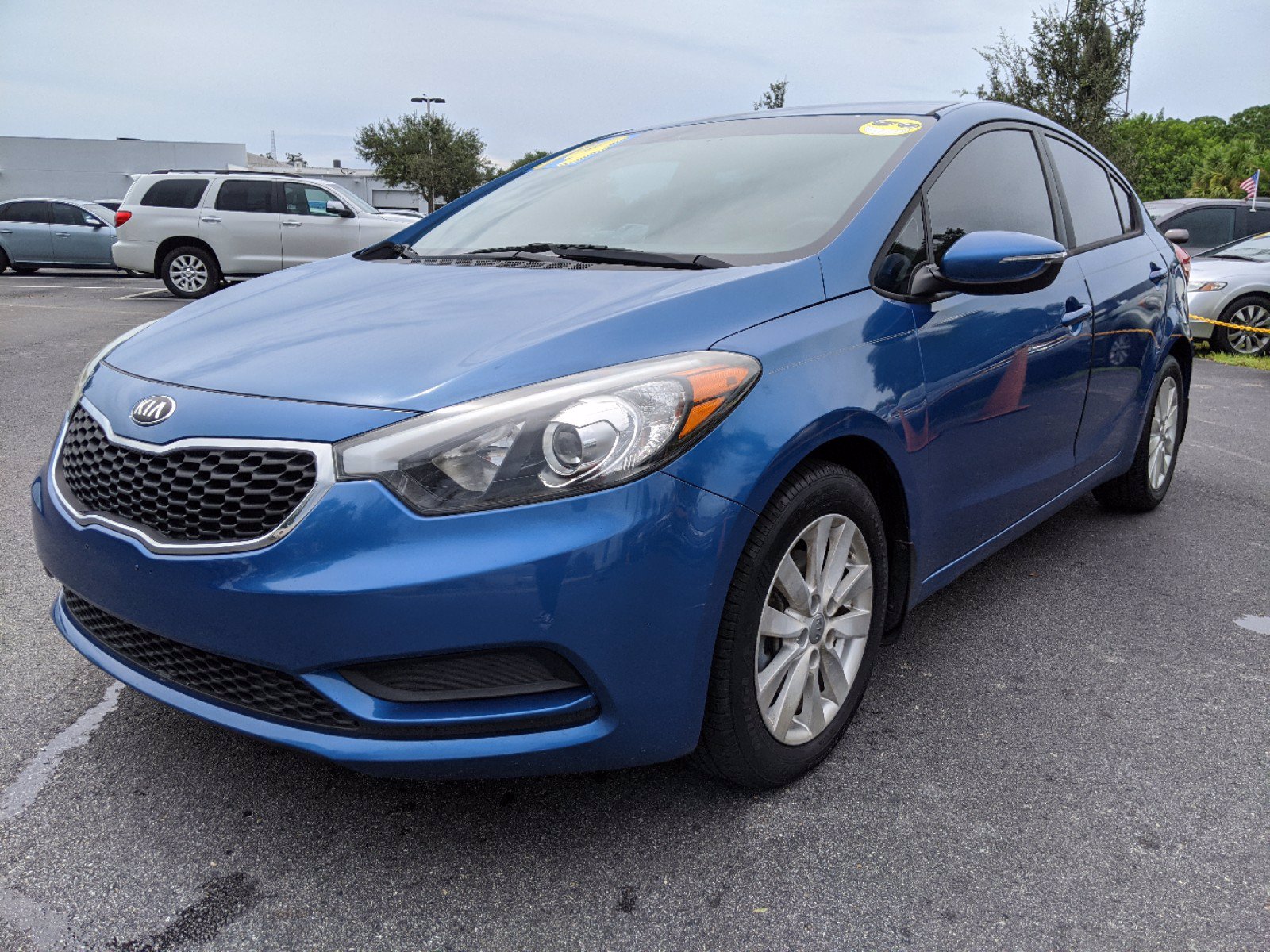 Pre-Owned 2014 Kia Forte LX FWD 4D Sedan